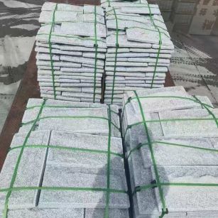 芜湖 芝麻白蘑菇石装车出货