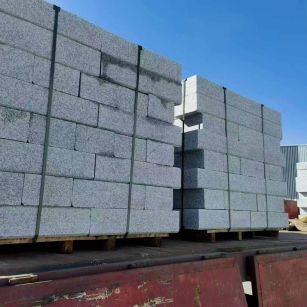 芜湖 路沿石装车出货