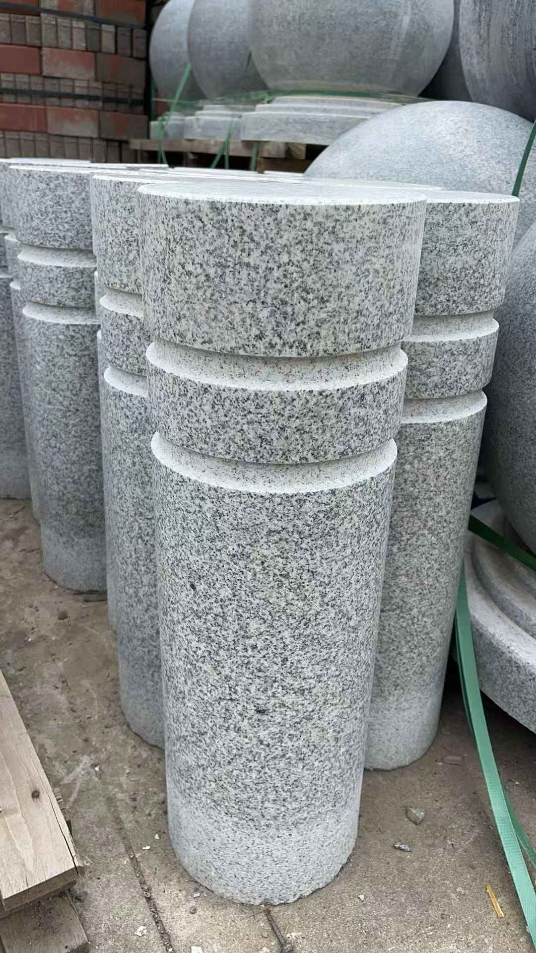 芜湖 芝麻白花岗岩挡车柱、隔离柱多少钱