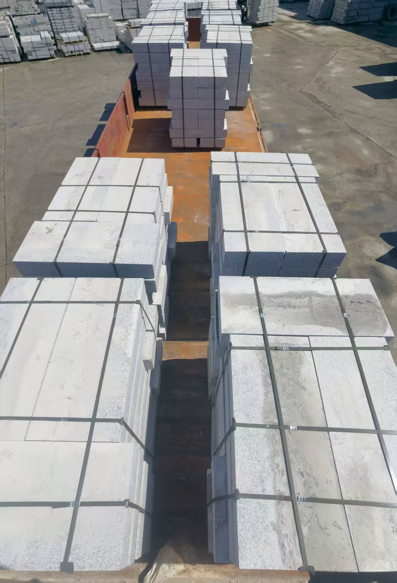 芜湖 路沿石装车出货