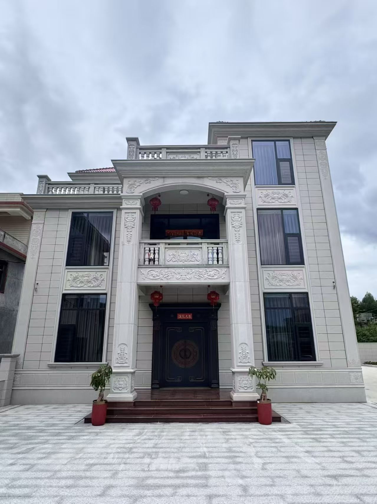 芜湖 芝麻白石材别墅干挂案例展示