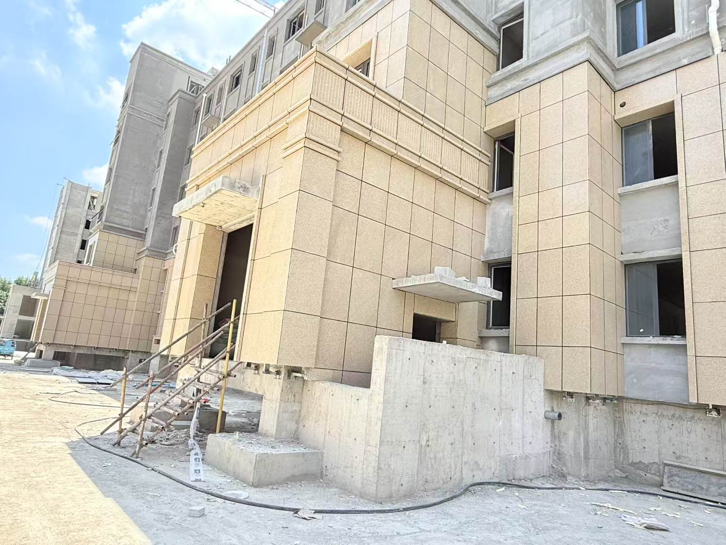 芜湖 黄金麻干挂，工地实拍