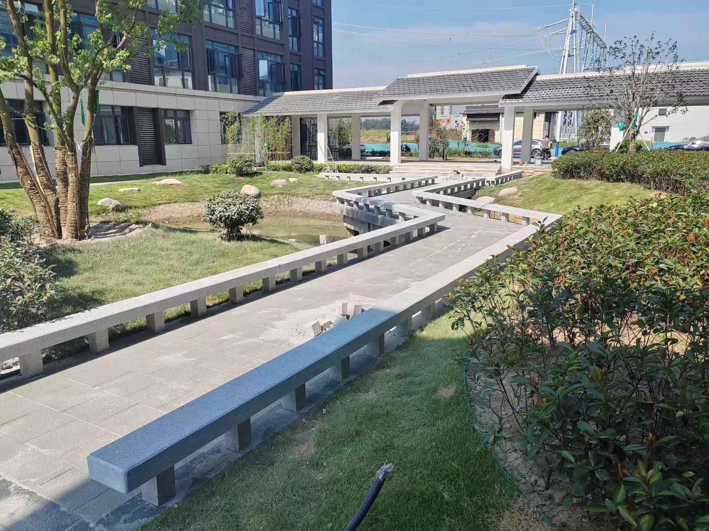 芜湖 芝麻灰小区坐凳&栏杆安装效果