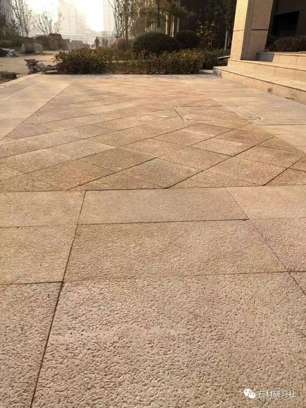 芜湖黄金麻石材铺装